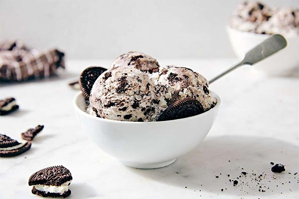 Cookies-and-Cream-icecream