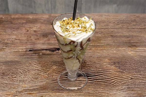 pitachious-milkshake